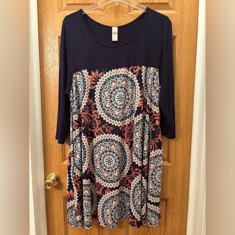 Pink Coconut Boutique- Navy and Coral Patterned Women's Top